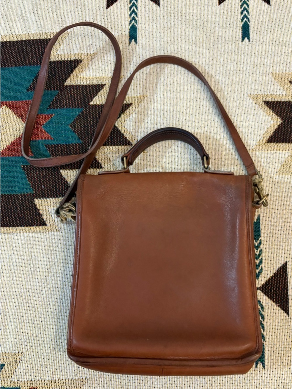 Coach Vintage Tan Leather Station Bag 1980’s Brass Hardware 0406-328 - Picture 13 of 16